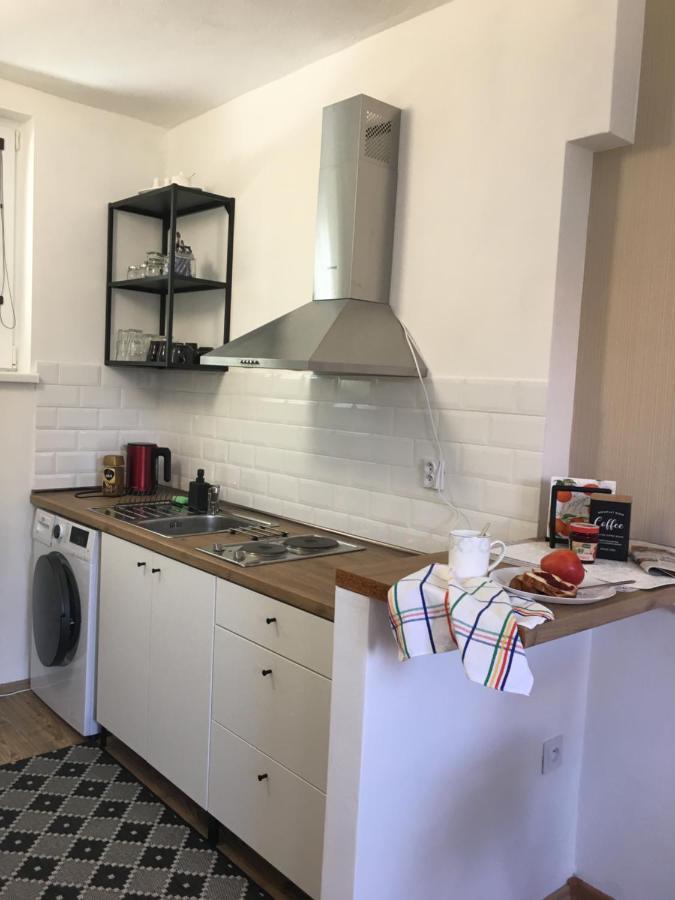 Utesene Apartmany - Bratislava - Trnavske Myto Exteriör bild