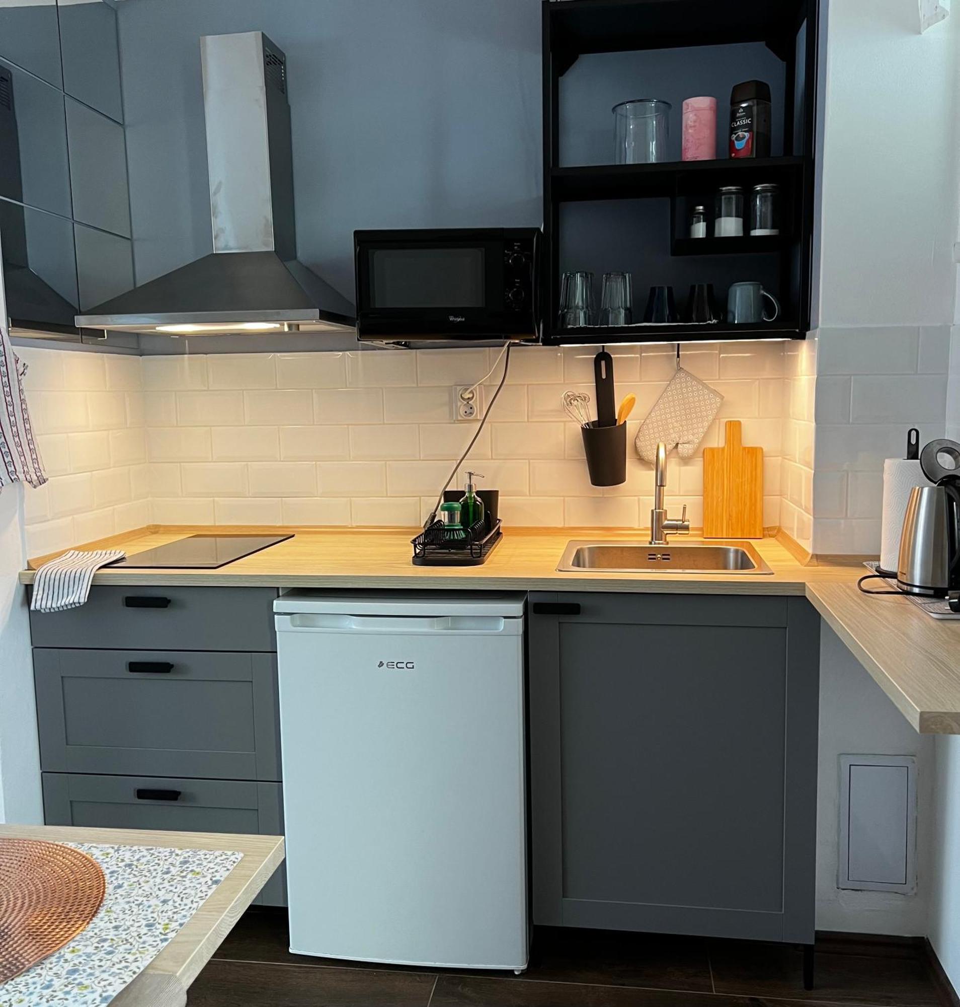 Utesene Apartmany - Bratislava - Trnavske Myto Exteriör bild